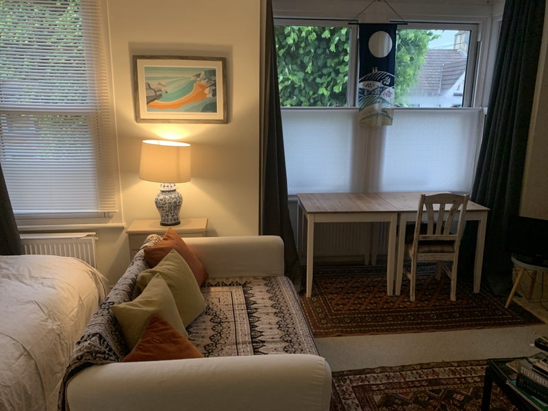 Photo 1: Bed sitting room for sole use of lodger. 