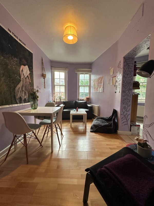 Photo 1: living room
