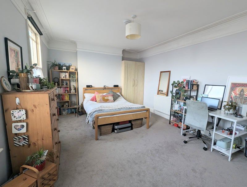 'Beautiful, Spacious Double Room on Cowley Road ' Room to Rent from