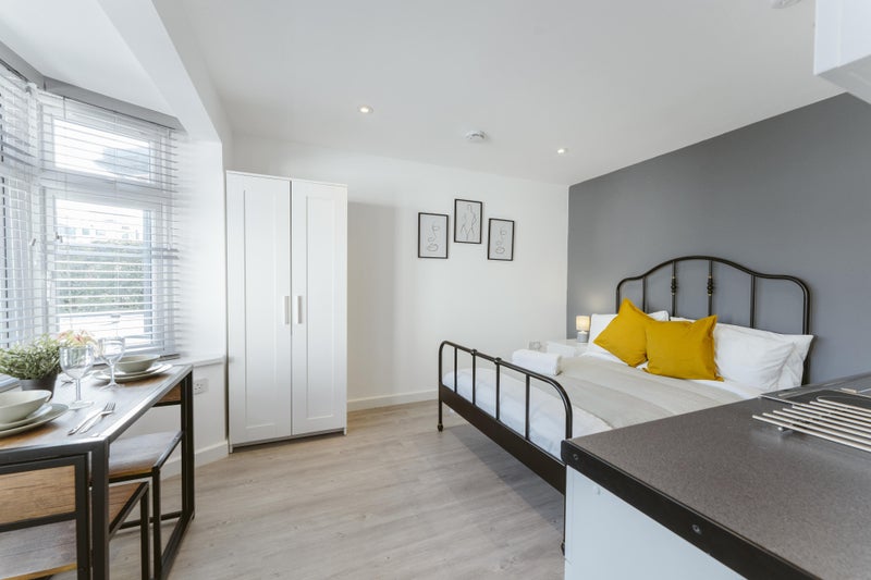 '🏠 Studio in Perivale Zone 4 ' Room to Rent from SpareRoom