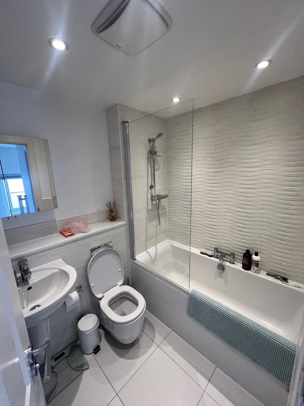 '3 bed semi detached house Bovey Tracey' Room to Rent from SpareRoom