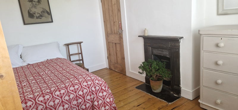 Photo 1: Double bedroom for rent