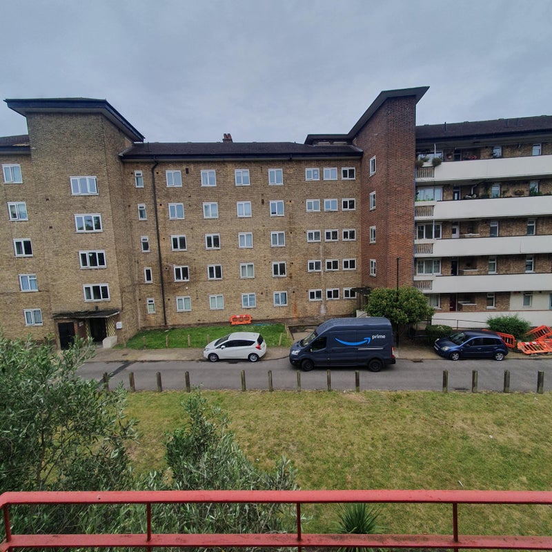 'Cosy room close to Blackheath station' Room to Rent from SpareRoom