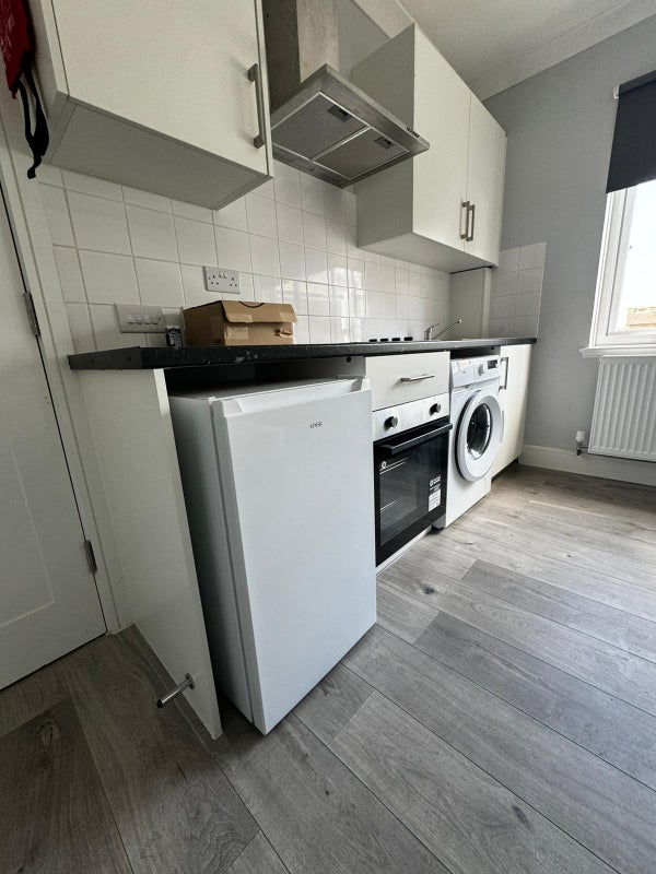 'Newly Built Studio Apartment' Room to Rent from SpareRoom