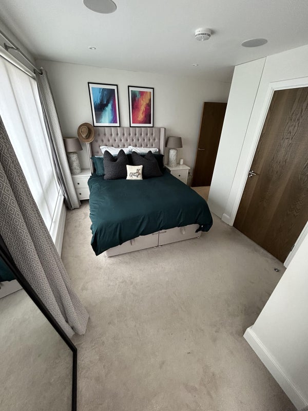 Photo 1: Master Bedroom 