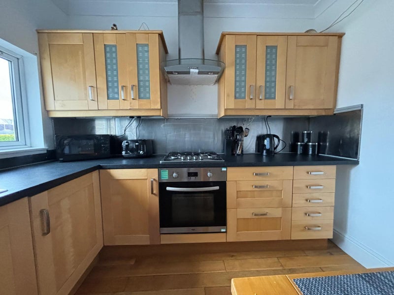 'Lochgelly, 2 bed flat *ZERO Deposit_Bills Incl*' Room to Rent from SpareRoom