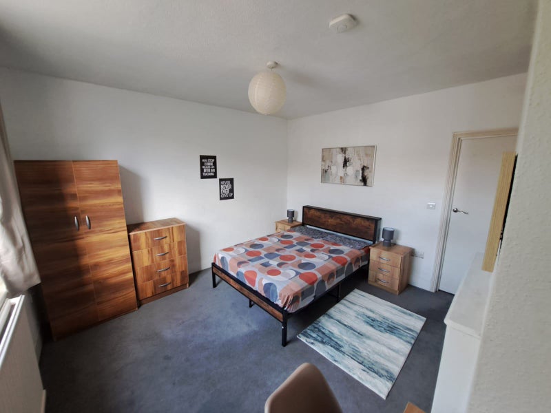 Photo 1: Double Room 1