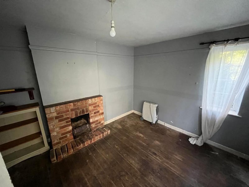 'Guardianship A Room in 2 Bed HouseFinchampstead ' Room to Rent from SpareRoom