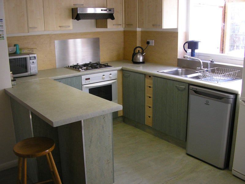 Photo 1: Kitchen Diner