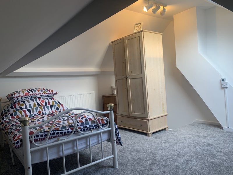 Photo 1: Bedroom