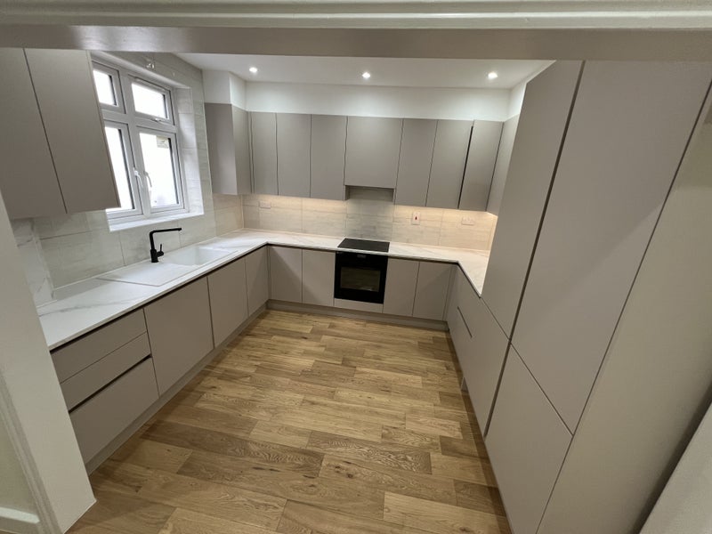 Photo 1: Kitchen