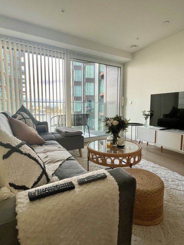 Photo 1: Living Room