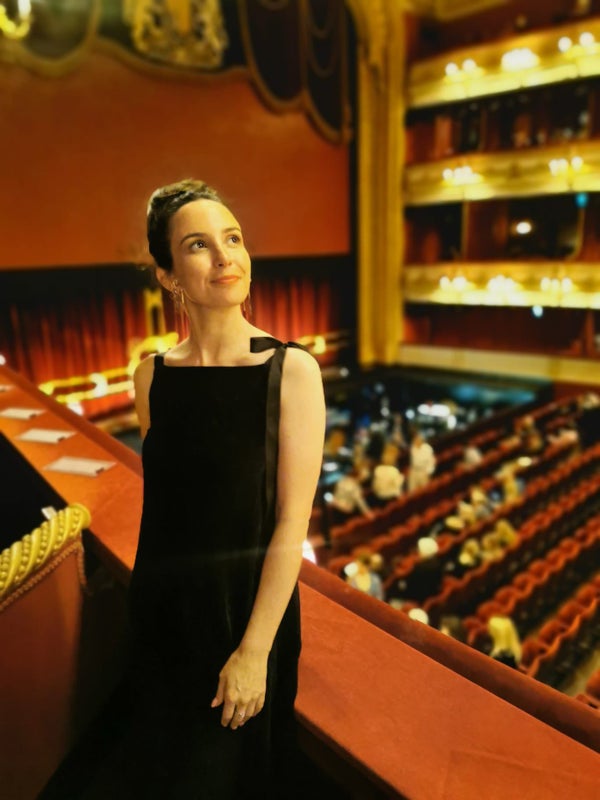 Photo 1: I love opera