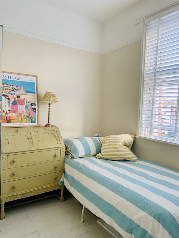 Photo 1: Room (Yours)