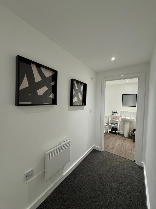 'Quirky Modern Apartment Bills Included' Room to Rent from SpareRoom