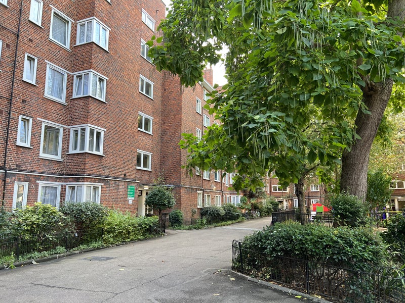 'NOWFabulous Master room7min FarringdonAll incl' Room to Rent from SpareRoom