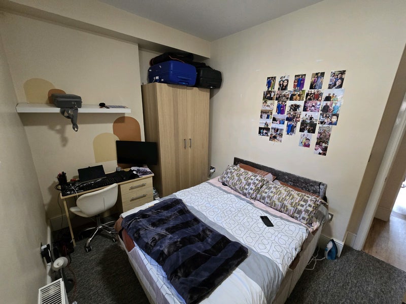'Spacious Property For Rent Bills Included' Room to Rent from SpareRoom