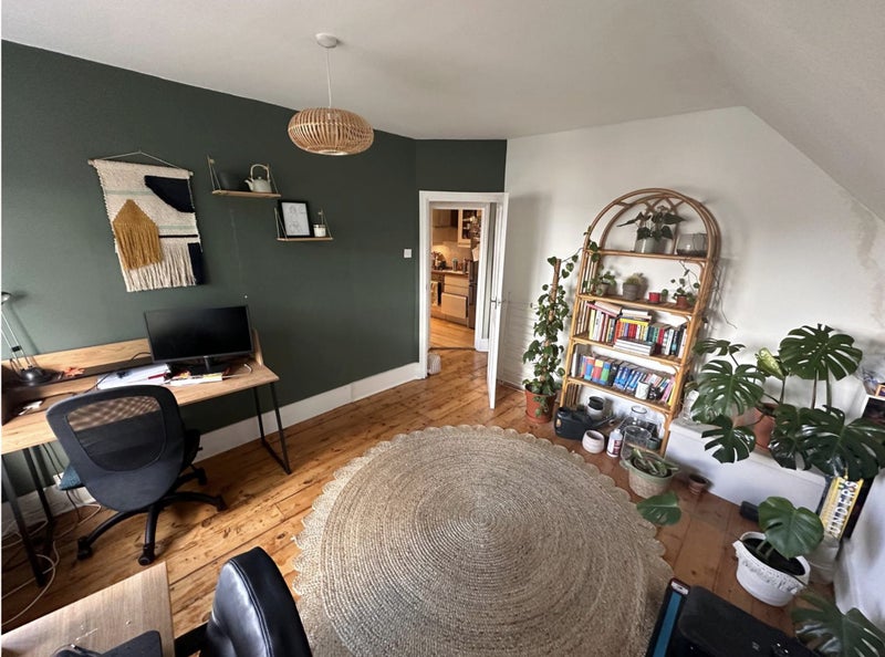 '2 bedroom flat 6 month rent south east london' Room to Rent from