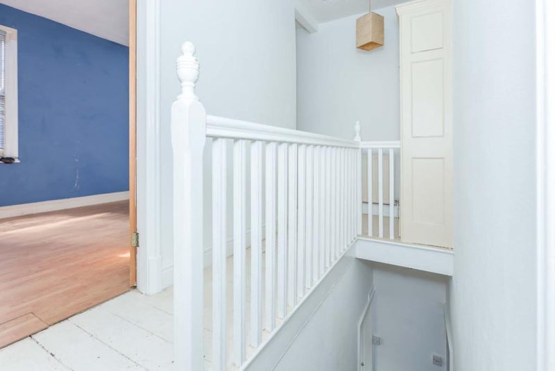 'Sharing room available near University Leicester ' Room to Rent from