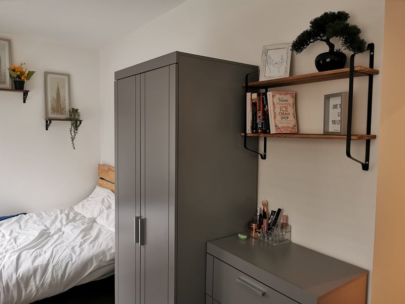 Photo 1: Large double bedroom with plenty of storage, and work from home space