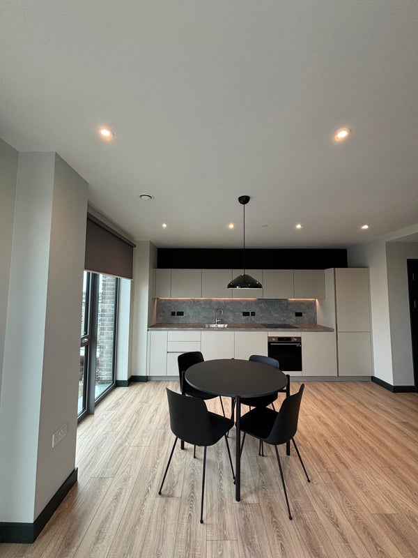 '2 month sublet Wandsworth town ' Room to Rent from SpareRoom