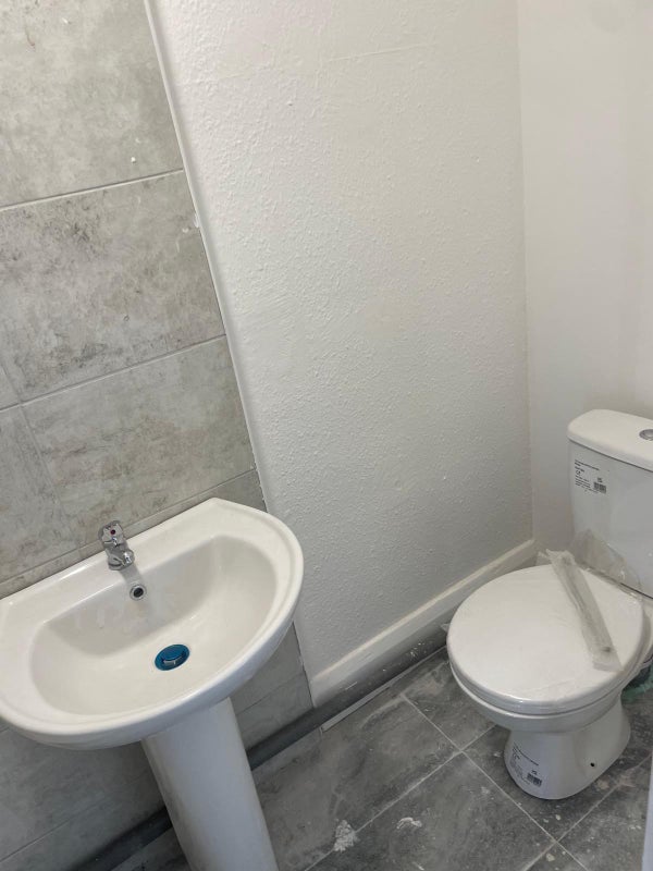 'Fabulous studio flat to rent in Brent NW2' Room to Rent from SpareRoom