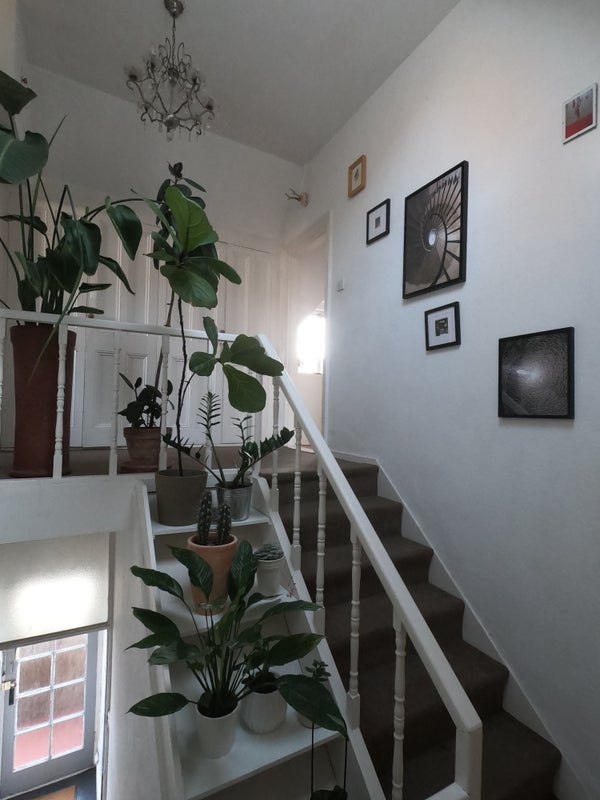 Photo 1: Entrance