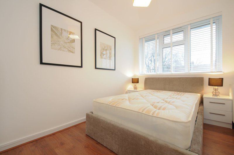 Photo 1: Bedroom 5  £850PCM - available NOW
