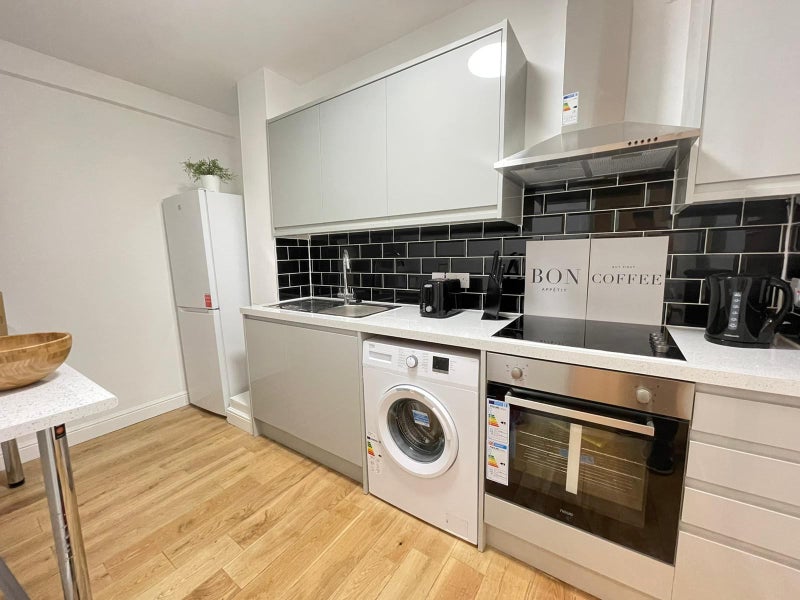 '😀Live Next To Shoreditch in Zone 1 of London' Room to Rent from SpareRoom