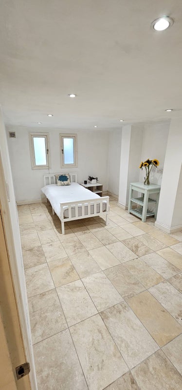 Photo 1: Room (Yours)