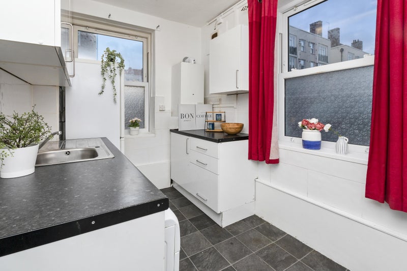 '😀Live Next To Soreditch in Zone 1 of London' Room to Rent from SpareRoom