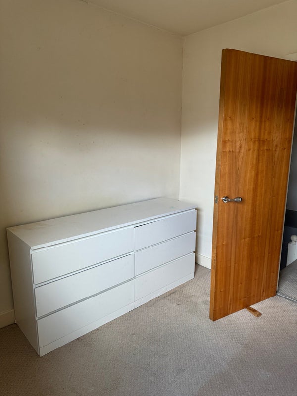 'Lovely double room in Woolwich' Room to Rent from SpareRoom