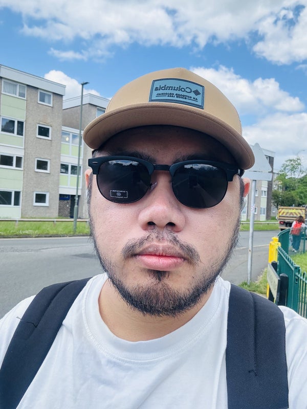 Photo 1: An introverted guy thats stays most of the time in his room