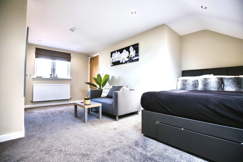 Photo 1: Large loft double bedroom with en-suite