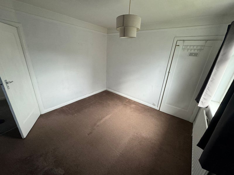 '🌟Stunning 2Bedroom Flat with Garden in Mill Hil' Room to Rent from