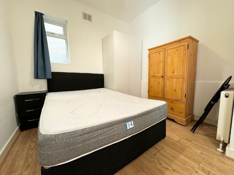 'Delightful 1 Double Bedroom Flat In Finchley' Room to Rent from SpareRoom