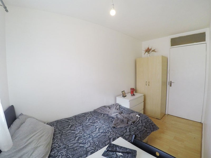 'Two Rooms Available/In Tottenham Hale' Room to Rent from SpareRoom