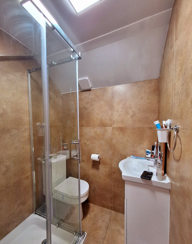 'Cozy single room in Willesden Junction' Room to Rent from SpareRoom