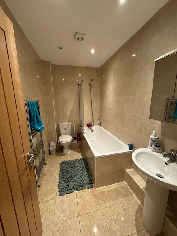 'One Bed Flat Sublet for 3 Months ' Room to Rent from SpareRoom