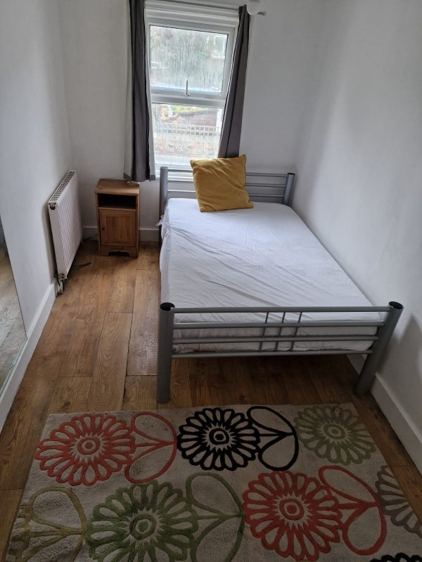 'Room to Rent in Catford' Room to Rent from SpareRoom