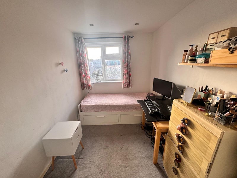 'Furnished Double room available for rent' Room to Rent from SpareRoom
