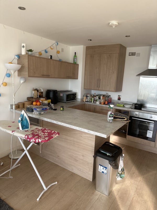 'Double room available in Leeds City Centre' Room to Rent from SpareRoom