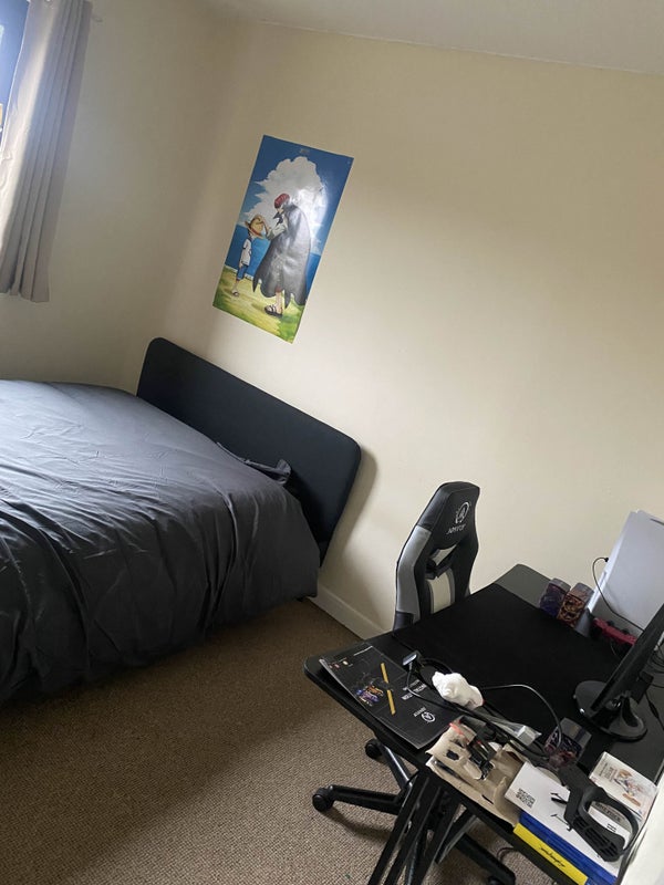 'Room available close to city centre' Room to Rent from SpareRoom