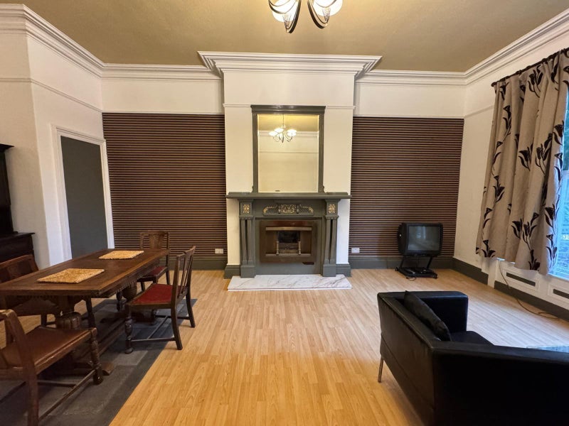 Photo 1: Living room