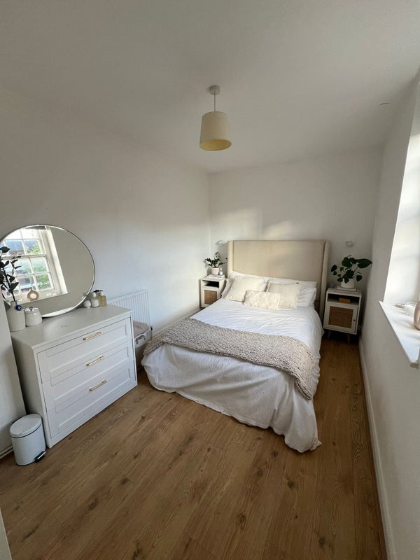 'Two doubles rooms in heart of angel ' Room to Rent from SpareRoom