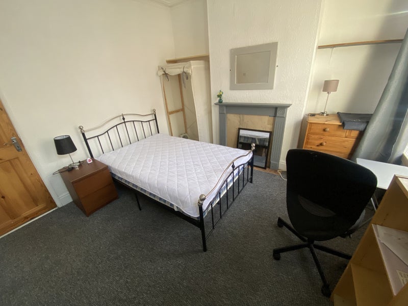 'Derby City Centre House To Share ' Room to Rent from SpareRoom