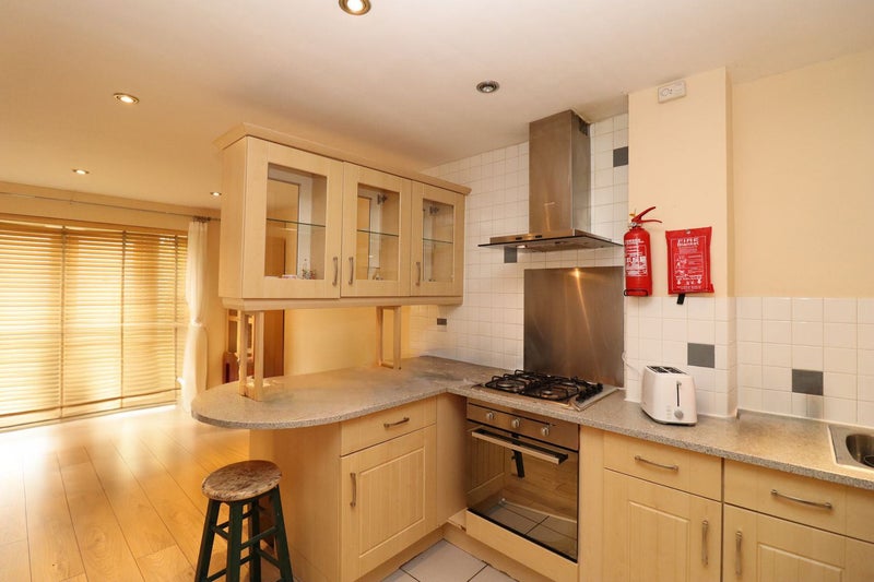 'Last Ensuite In Friendly House In Depfort !!!' Room to Rent from SpareRoom