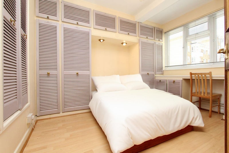 'Remarkable Value. Unbeatable Location. Old Street!' Room to Rent from