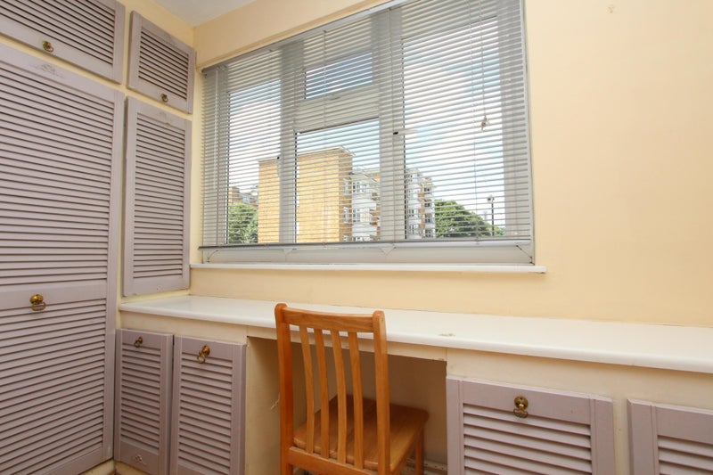 'Remarkable Value. Unbeatable Location. Old Street!' Room to Rent from