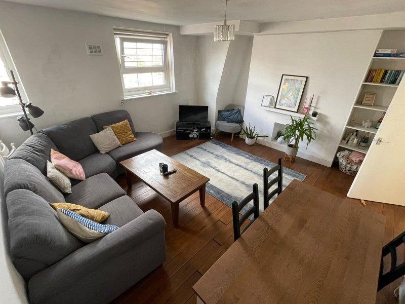 'X2 Double Rooms Available Bethnal Green Flat' Room to Rent from SpareRoom